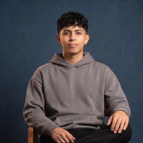Foto de estudio de Frank Roldan